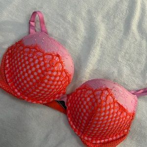VICTORIA SECRET PINK ORANGE LACED BRA